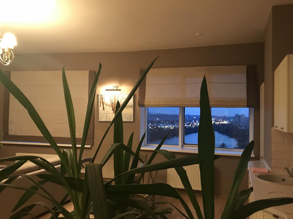 Stylish Views Apartments In The Parasol. Parus .Obolonskaya Embankment كييف المظهر الخارجي الصورة