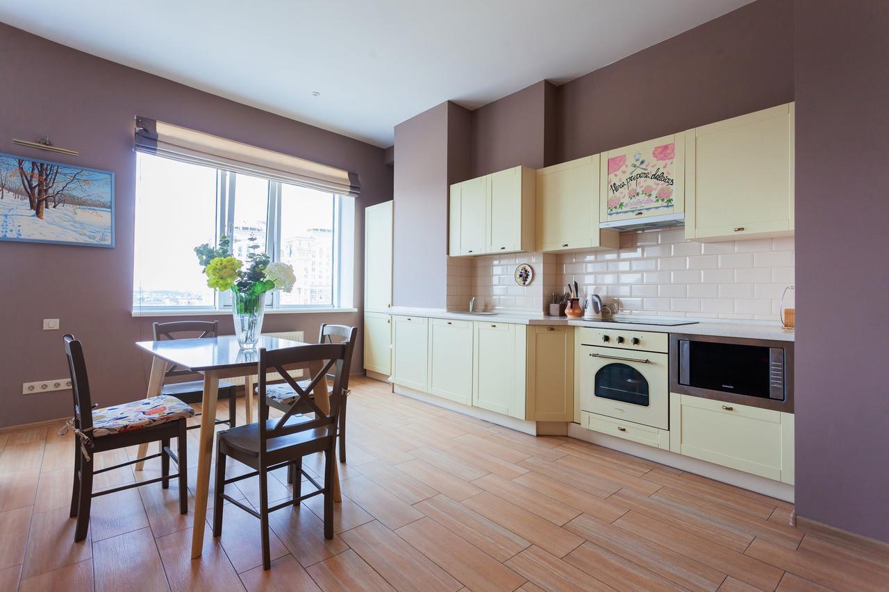 Stylish Views Apartments In The Parasol. Parus .Obolonskaya Embankment كييف المظهر الخارجي الصورة