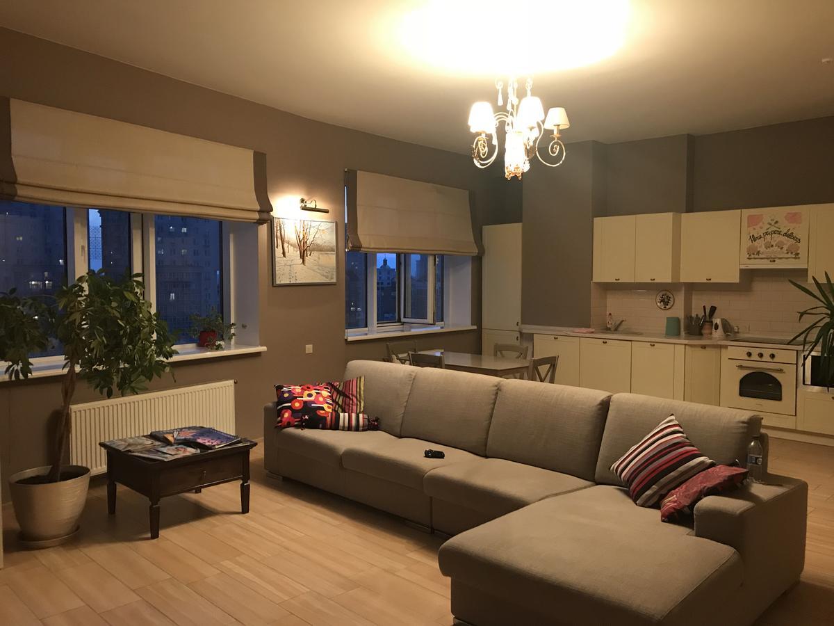 Stylish Views Apartments In The Parasol. Parus .Obolonskaya Embankment كييف المظهر الخارجي الصورة